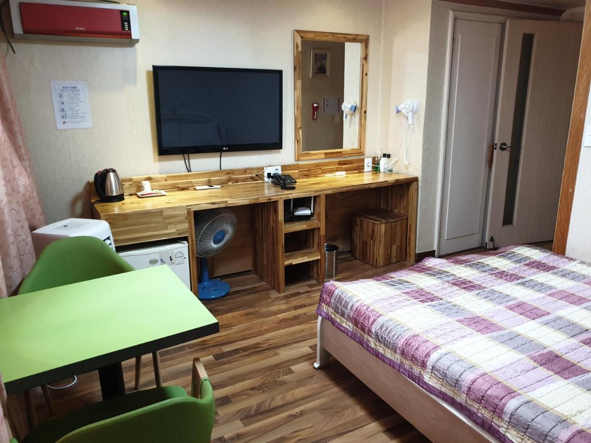 Green And Blue Hotel Pyeongchang Luaran gambar