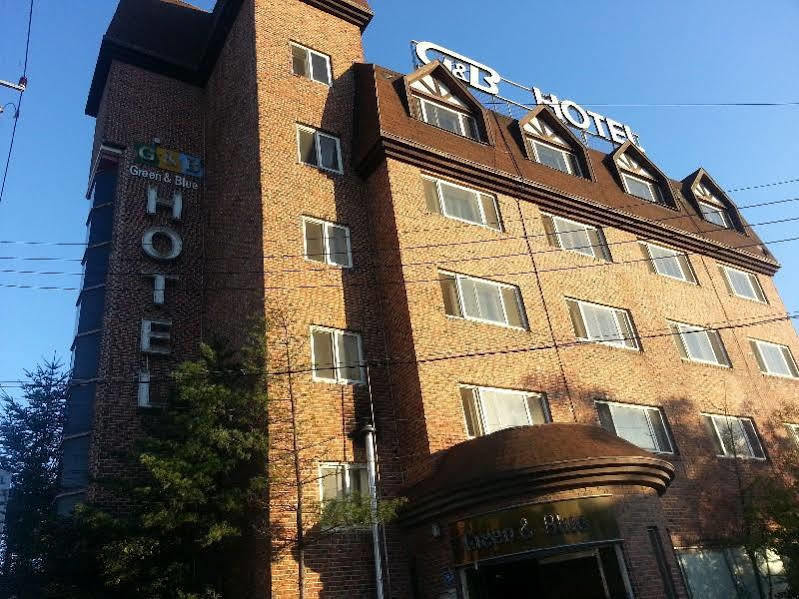 Green And Blue Hotel Pyeongchang Luaran gambar
