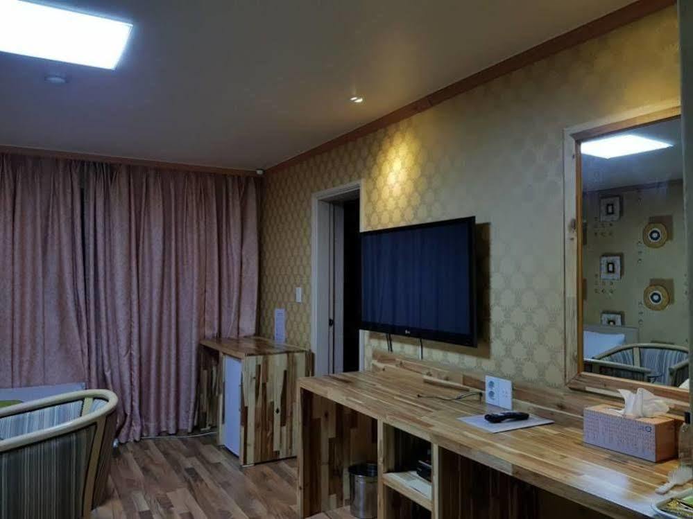 Green And Blue Hotel Pyeongchang Luaran gambar