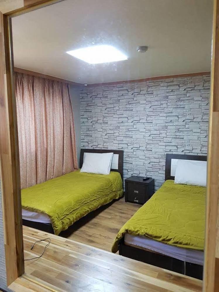 Green And Blue Hotel Pyeongchang Luaran gambar