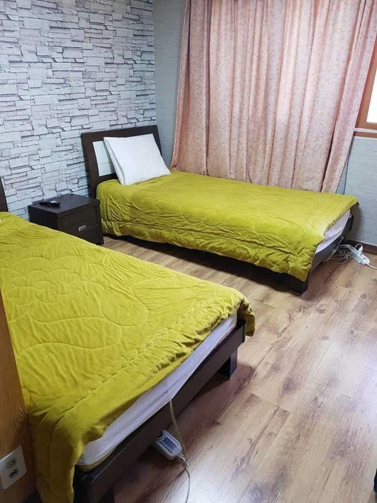 Green And Blue Hotel Pyeongchang Luaran gambar